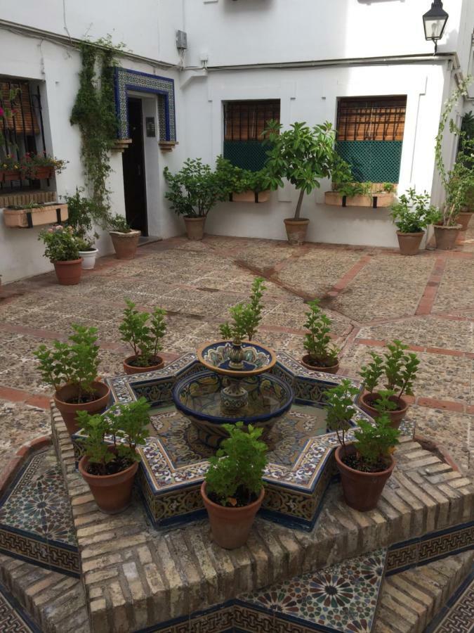 El Patio De La Aljama Apartment Kordoba Bagian luar foto