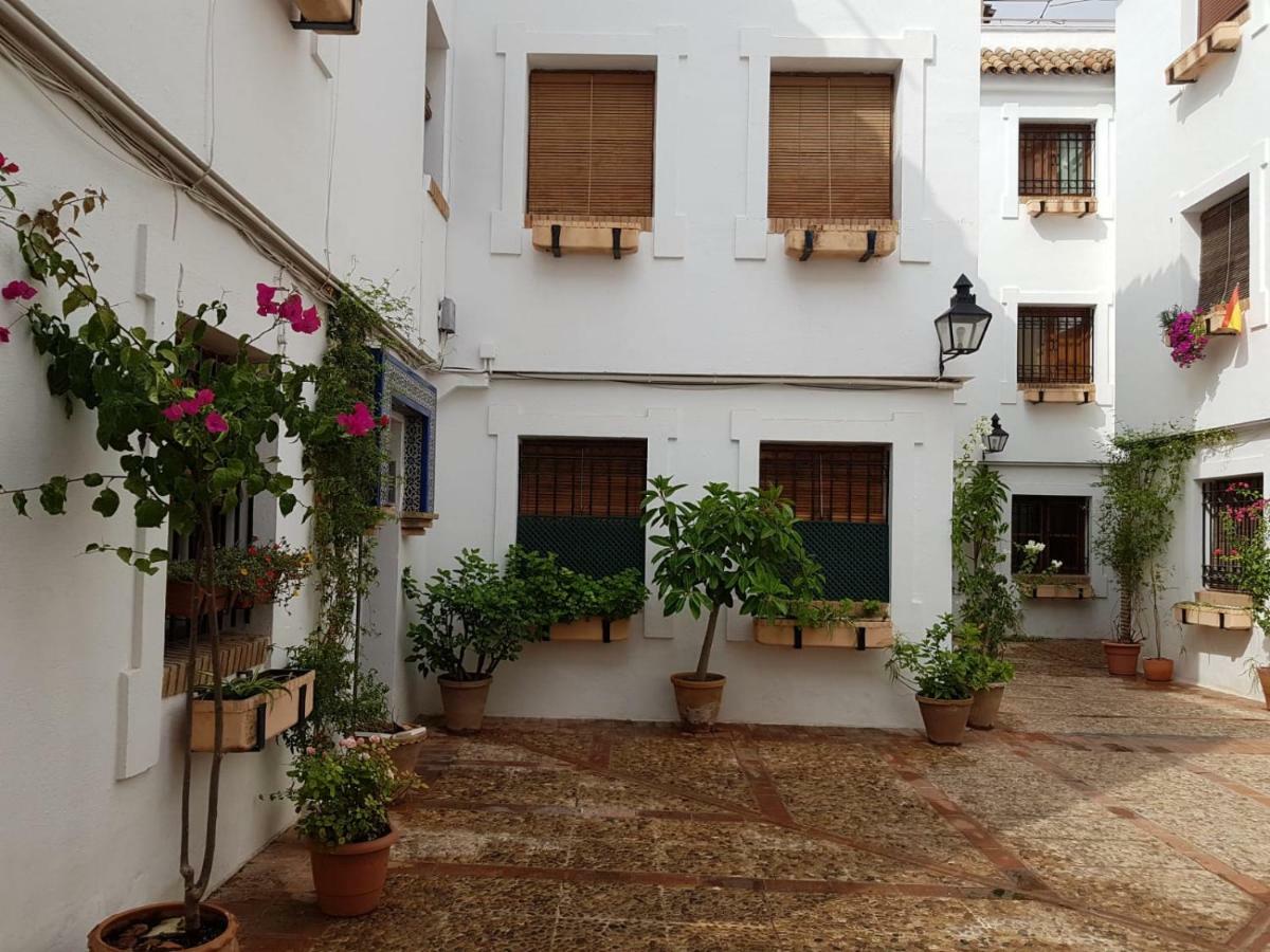 El Patio De La Aljama Apartment Kordoba Bagian luar foto